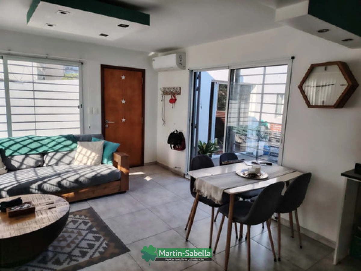 Casa ID.535/Casa-en-Venta--Malvin- - Casa en Venta - Malvin 