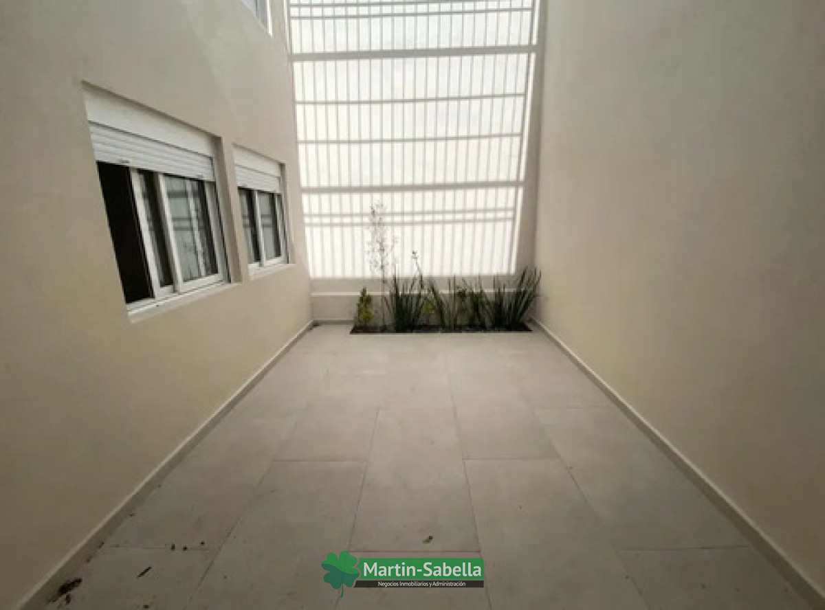 Casa ID.424/Casa-en-alquiler--Cordón- - Casa en alquiler - Cordón 