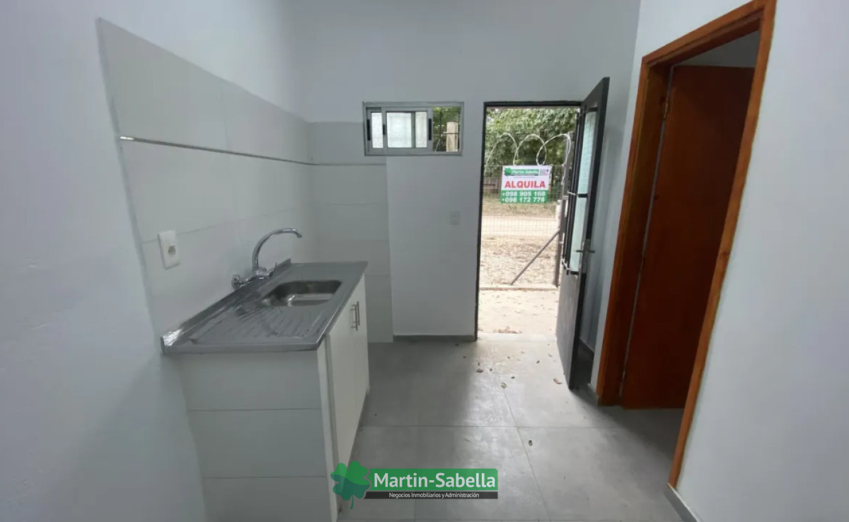 Casa ID.324/Casa-en-alquiler--El-Pinar,-Canelones- - Casa en alquiler - El Pinar, Canelones 