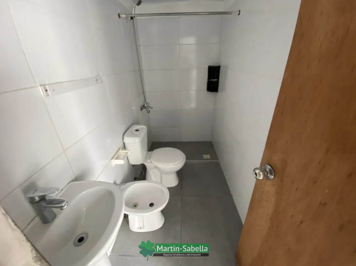 Casa ID.611/Casa-en-Alquiler--La-Blanqueada- - Casa en Alquiler - La Blanqueada 