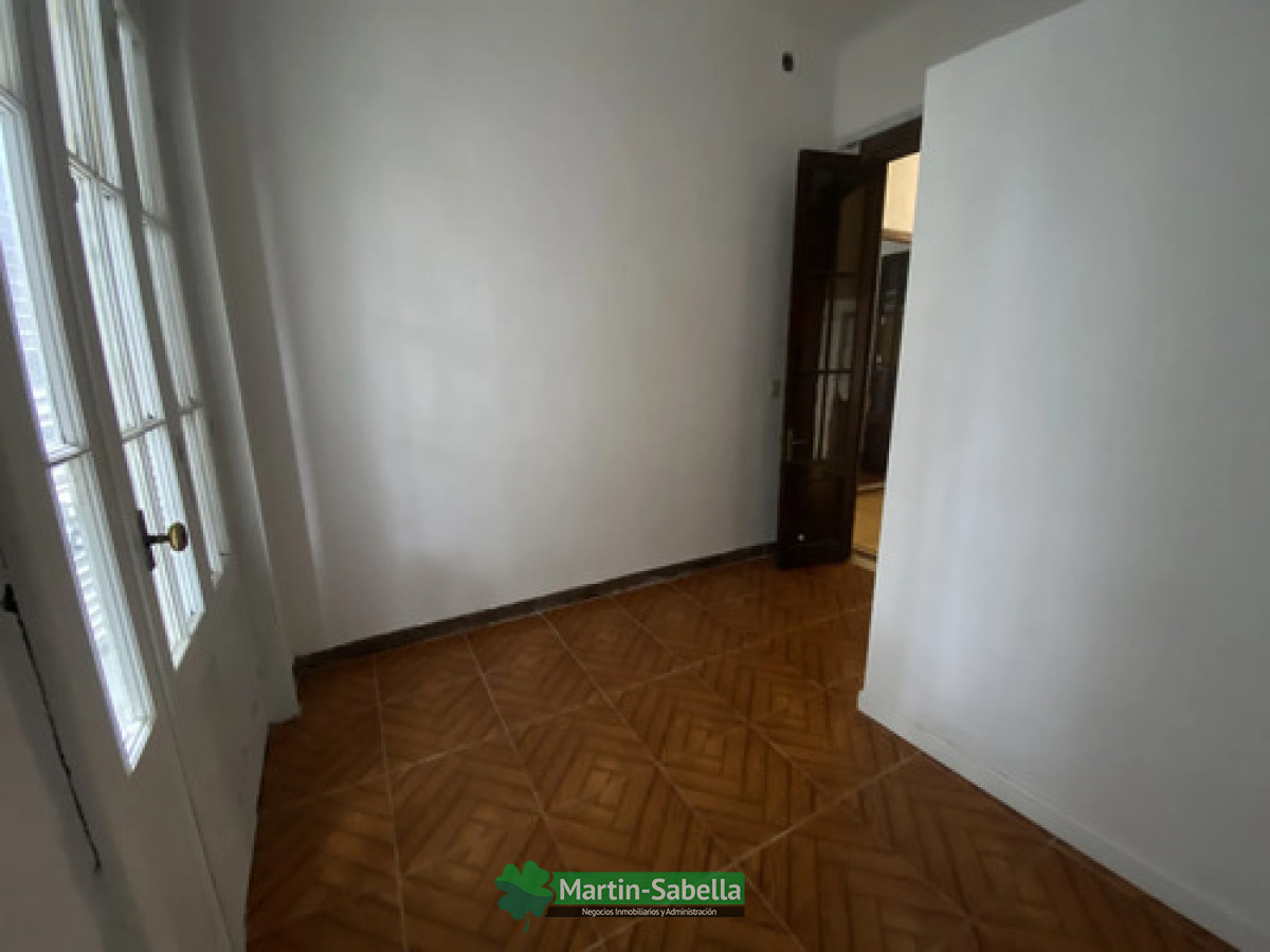 Casa ID.408/Casa-en-alquiler--Cordón- - Casa en alquiler - Cordón 