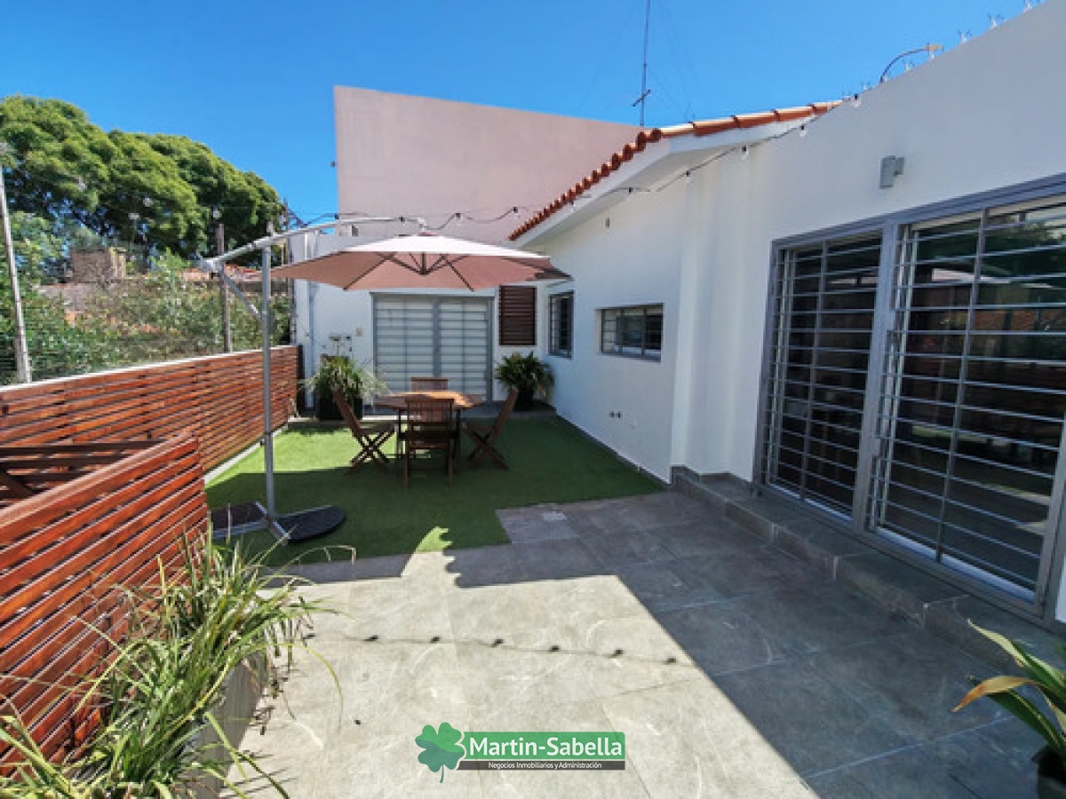 Casa ID.535/Casa-en-Venta--Malvin- - Casa en Venta - Malvin 