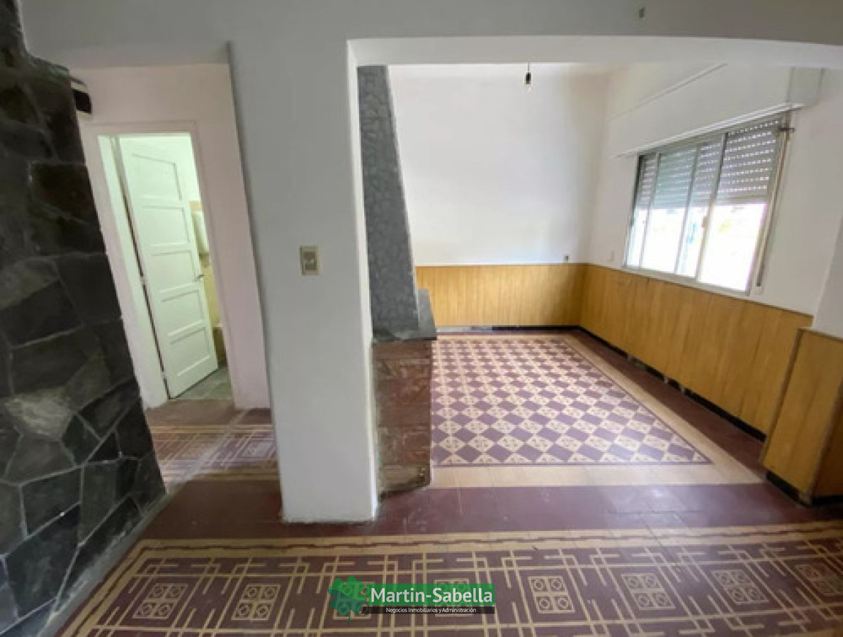 Casa ID.28 - Casa En Venta 1 Dormitorio Con Acceso A  La Azota Y Patio Chico Con Parrillero 
