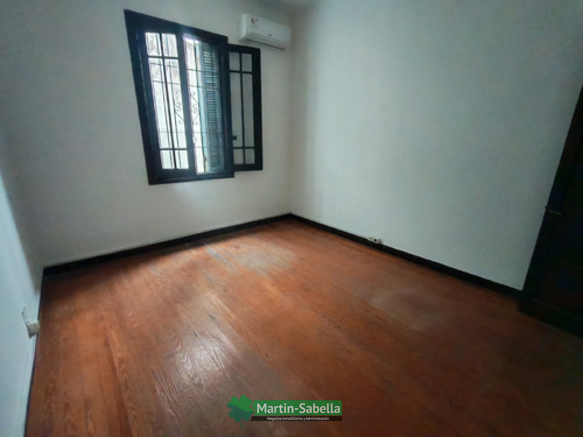 Casa ID.566/Casa-en-Alquiler--Pocitos- - Casa en Alquiler - Pocitos 