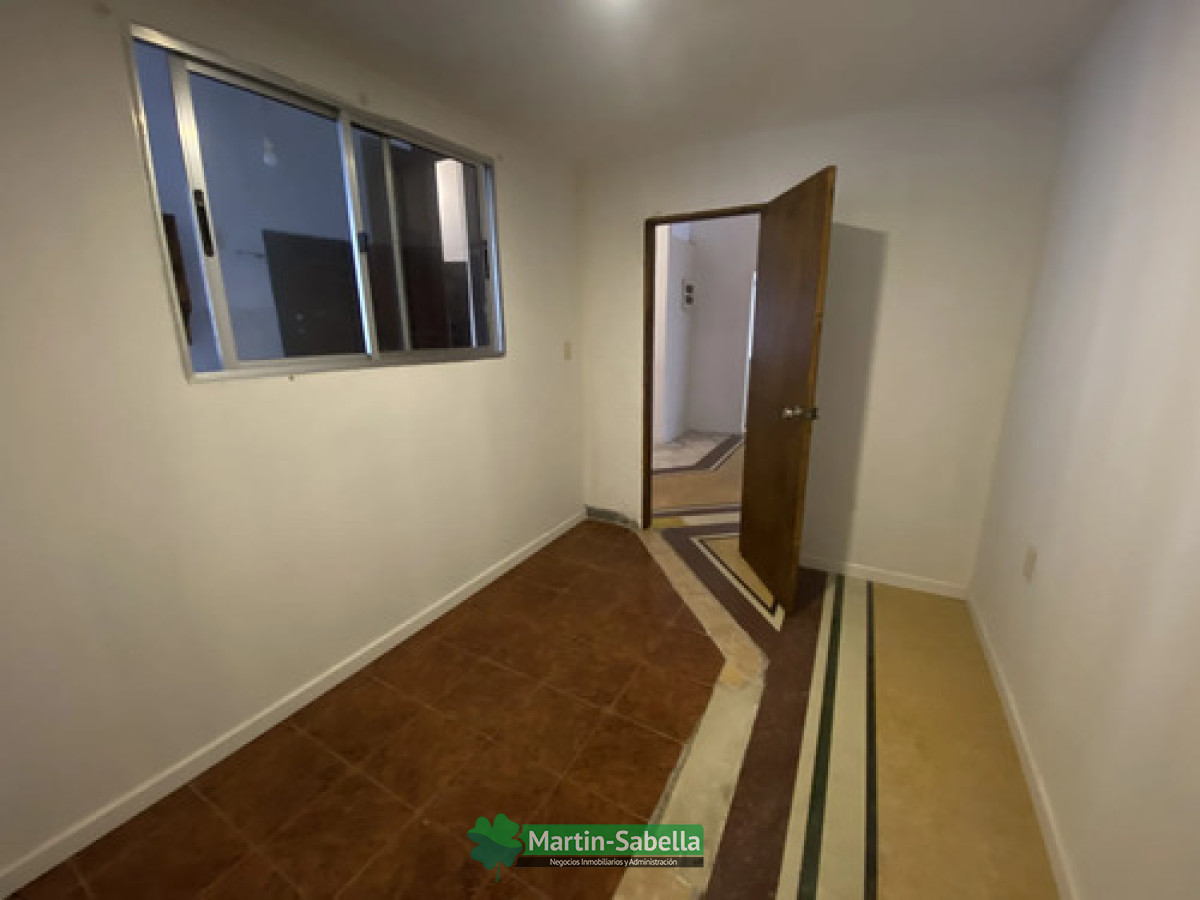 Casa ID.408/Casa-en-alquiler--Cordón- - Casa en alquiler - Cordón 