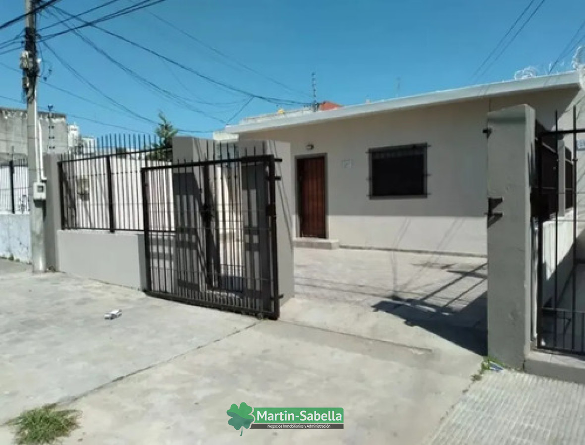 Casa ID.515/Casa-en-Alquiler--Malvín- - Casa en Alquiler - Malvín 