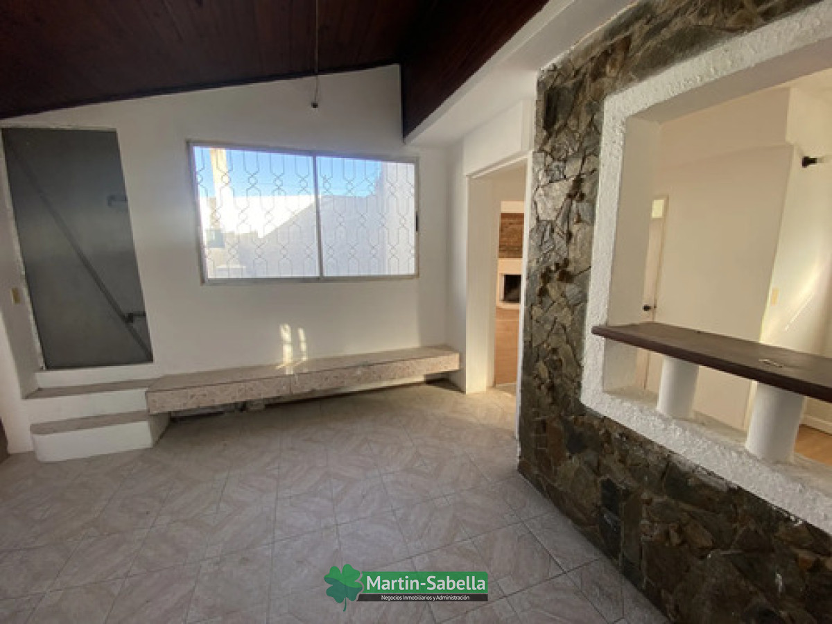 Casa ID.654/Casas-en-alquiler-Prado- - Casas en alquiler Prado 
