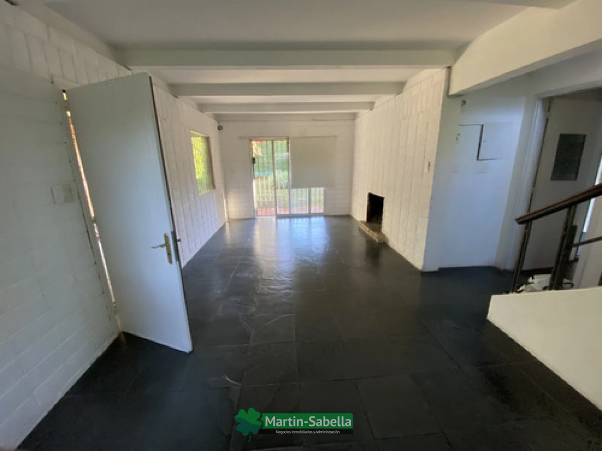 Casa ID.473/Casa-en-Alquiler--Carrasco- - Casa en Alquiler - Carrasco 
