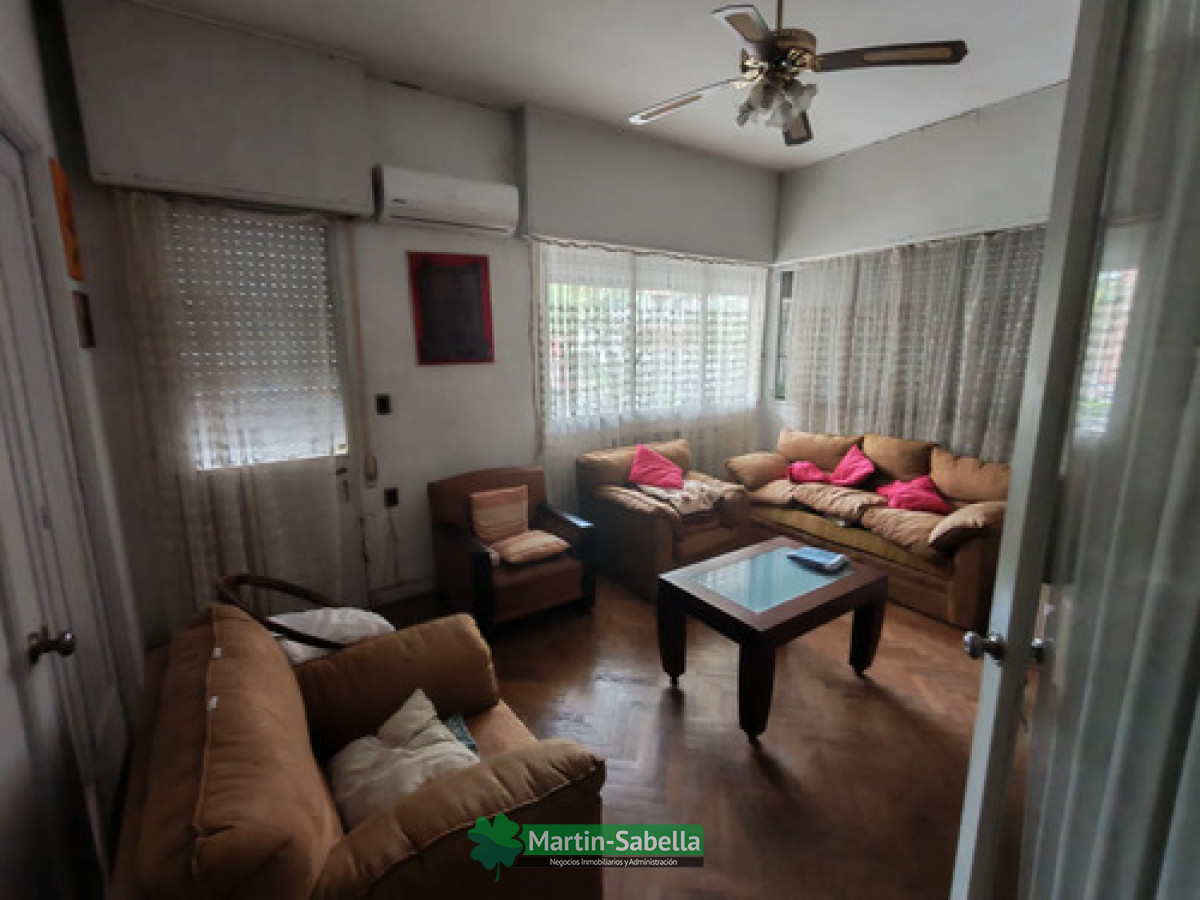 Casa ID.465/Casa-en-Alquiler--Pocitos- - Casa en Alquiler - Pocitos 