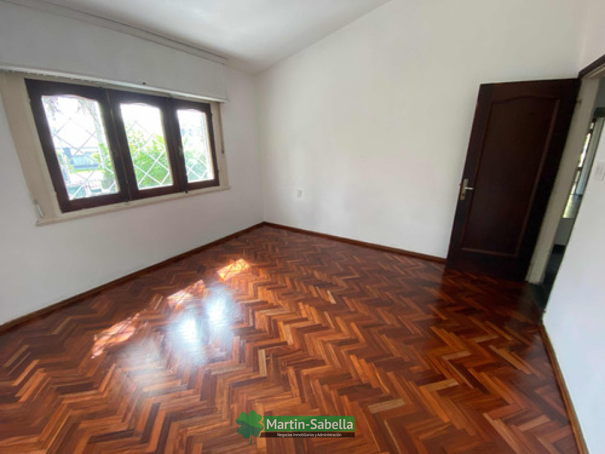 Casa ID.69/Casa-en-Venta--Malvín- - Casa en Venta - Malvín 