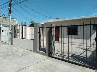Casa en Alquiler - Malvín 