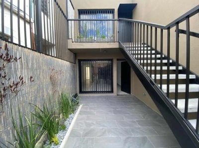 Casa en alquiler - Tres Cruces 