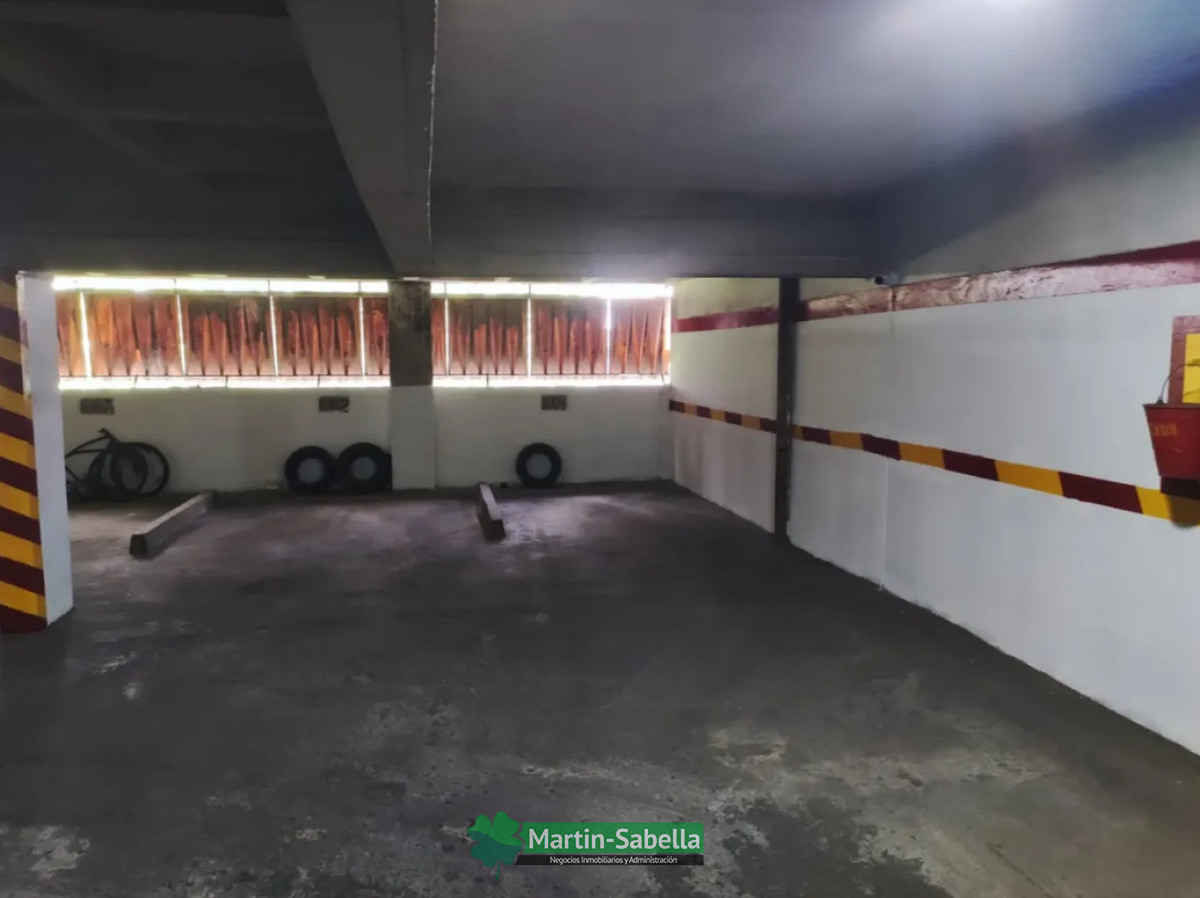 Cochera ID.660/Garage-en-alquiler--Centro- - Garage en alquiler - Centro 