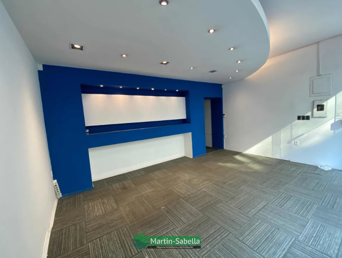 Local Comercial ID.108/Local-en-alquiler--Centro- - Local en alquiler - Centro 
