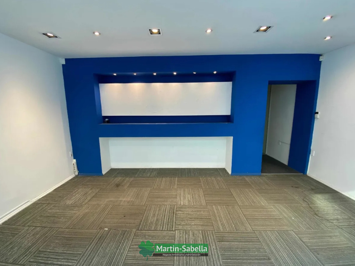 Local Comercial ID.108/Local-en-alquiler--Centro- - Local en alquiler - Centro 