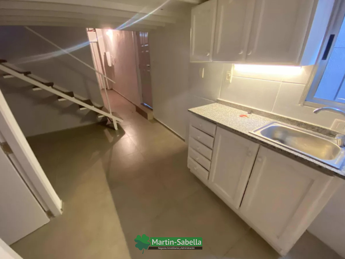 Local Comercial ID.101/Local-con-vivienda-en-alquiler--Parque-Batlle- - Local con vivienda en alquiler - Parque Batlle 