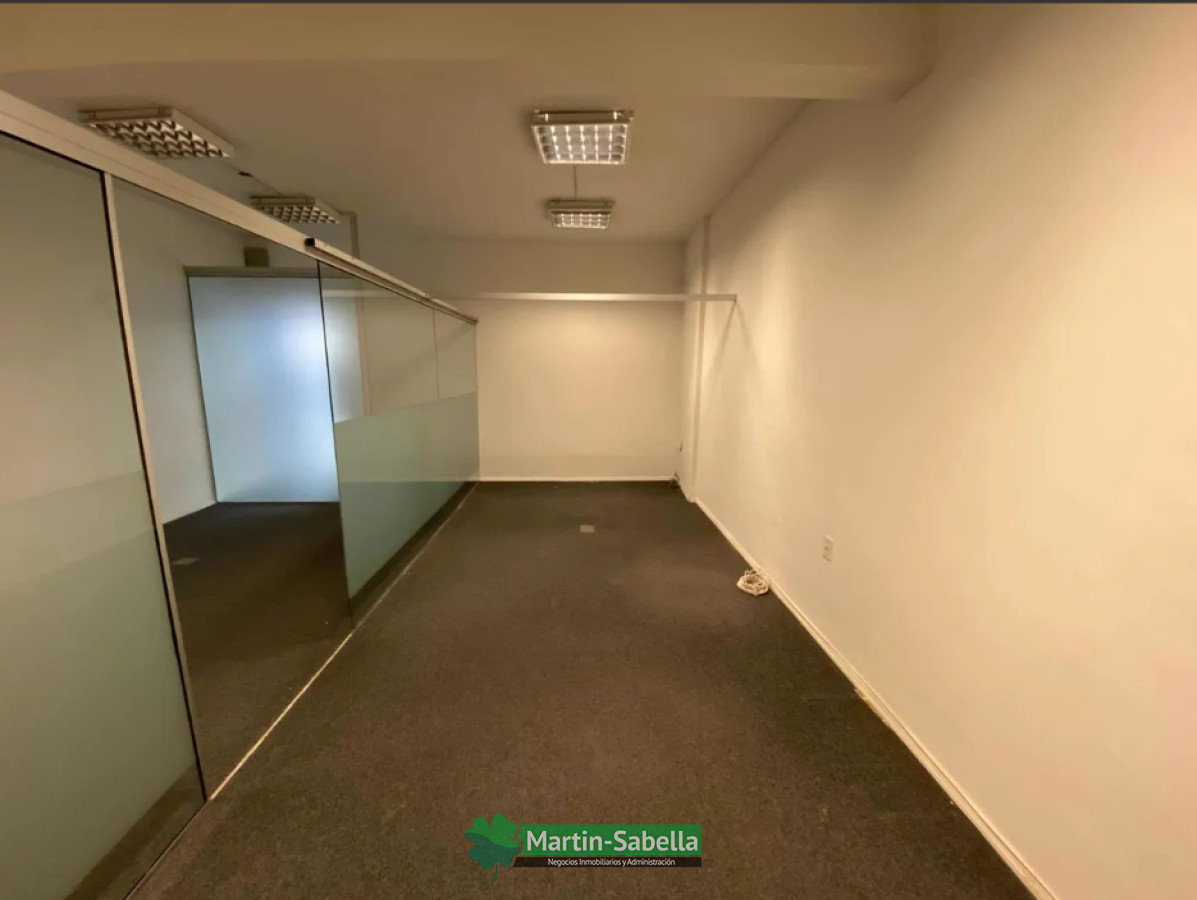 Local Comercial ID.108/Local-en-alquiler--Centro- - Local en alquiler - Centro 