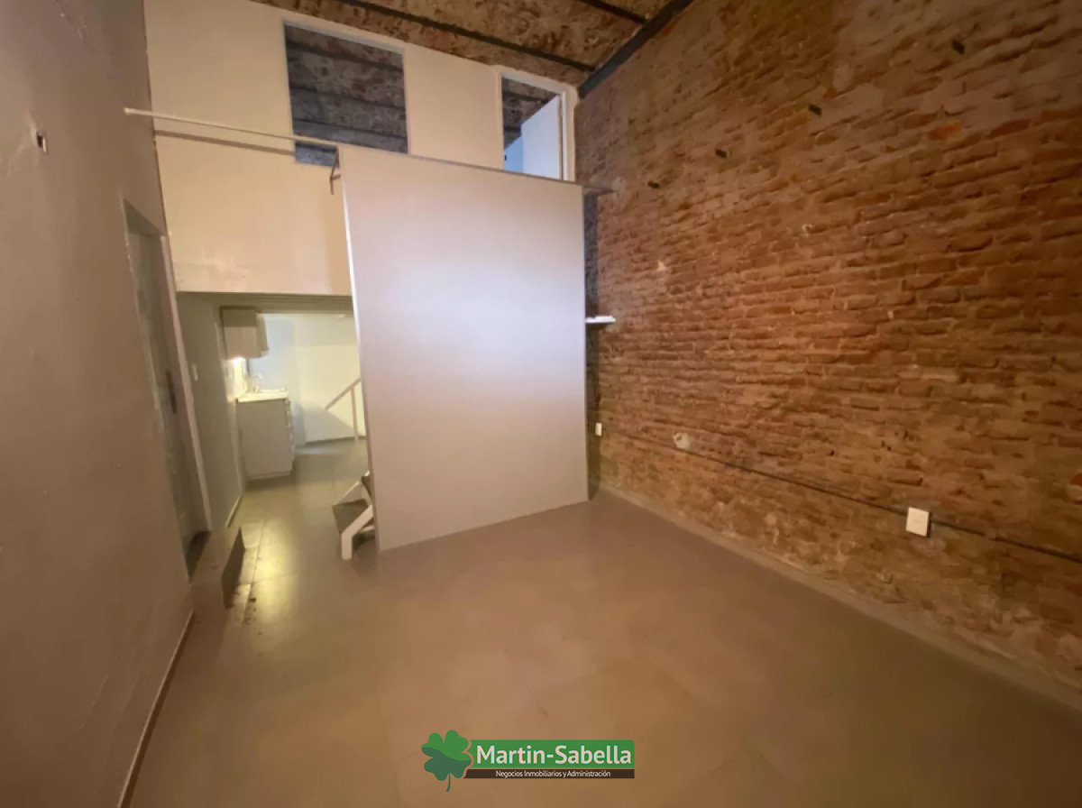 Local Comercial ID.101/Local-con-vivienda-en-alquiler--Parque-Batlle- - Local con vivienda en alquiler - Parque Batlle 