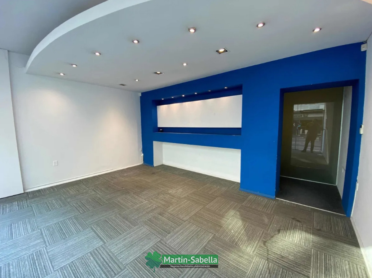 Local Comercial ID.108/Local-en-alquiler--Centro- - Local en alquiler - Centro 