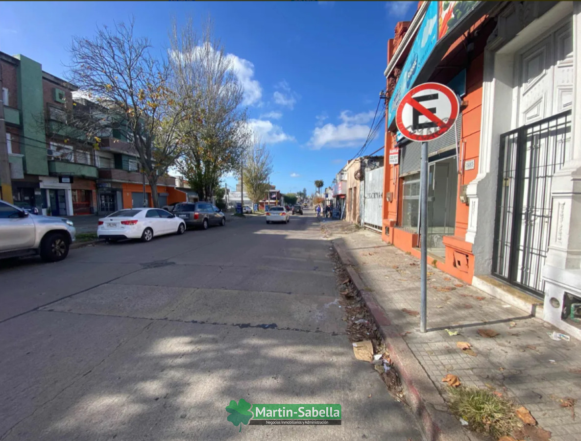 Local Comercial ID.110/Local-en-alquiler--Cerrito- - Local en alquiler - Cerrito 