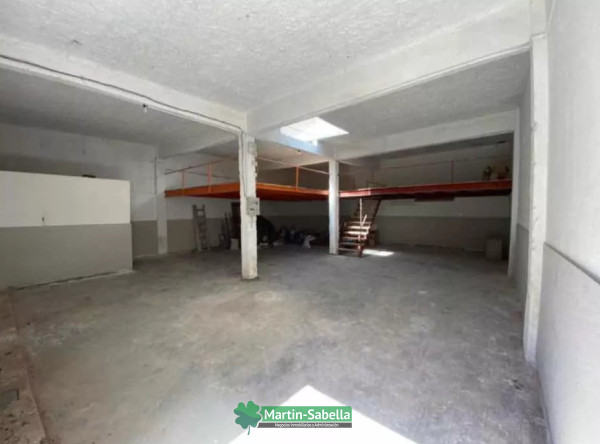 Local Comercial ID.581/Local-Galpón-Deposito-Mas-Apto-U-Oficina-Próximo-General-Flores-Y-Propios - Local Galpón Deposito Mas Apto U Oficina Próximo General Flores Y Propios