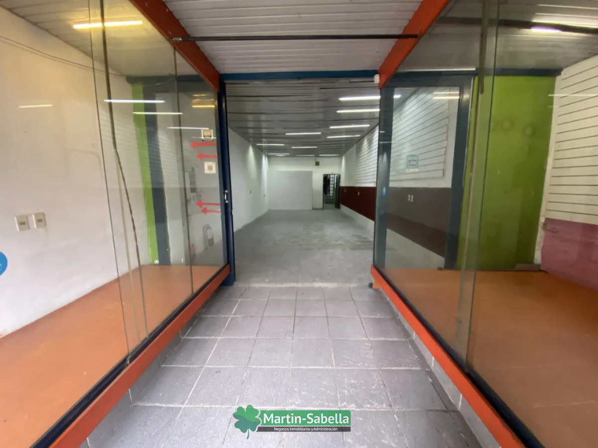 Local Comercial ID.477/Local-en-Alquiler--Aguada- - Local en Alquiler - Aguada 