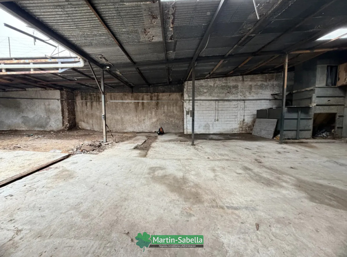 Local Comercial ID.622/Locales-en-alquiler-La-Comercial- - Locales en alquiler La Comercial 