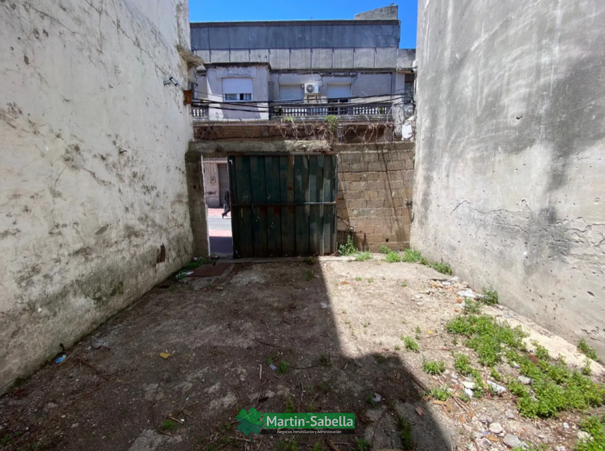 Local Comercial ID.402/Local-en-alquiler--Ciudad-Vieja- - Local en alquiler - Ciudad Vieja 