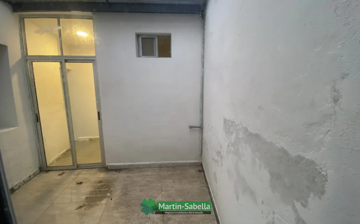 Local Comercial ID.395/Local-en-alquiler--Centro- - Local en alquiler - Centro 