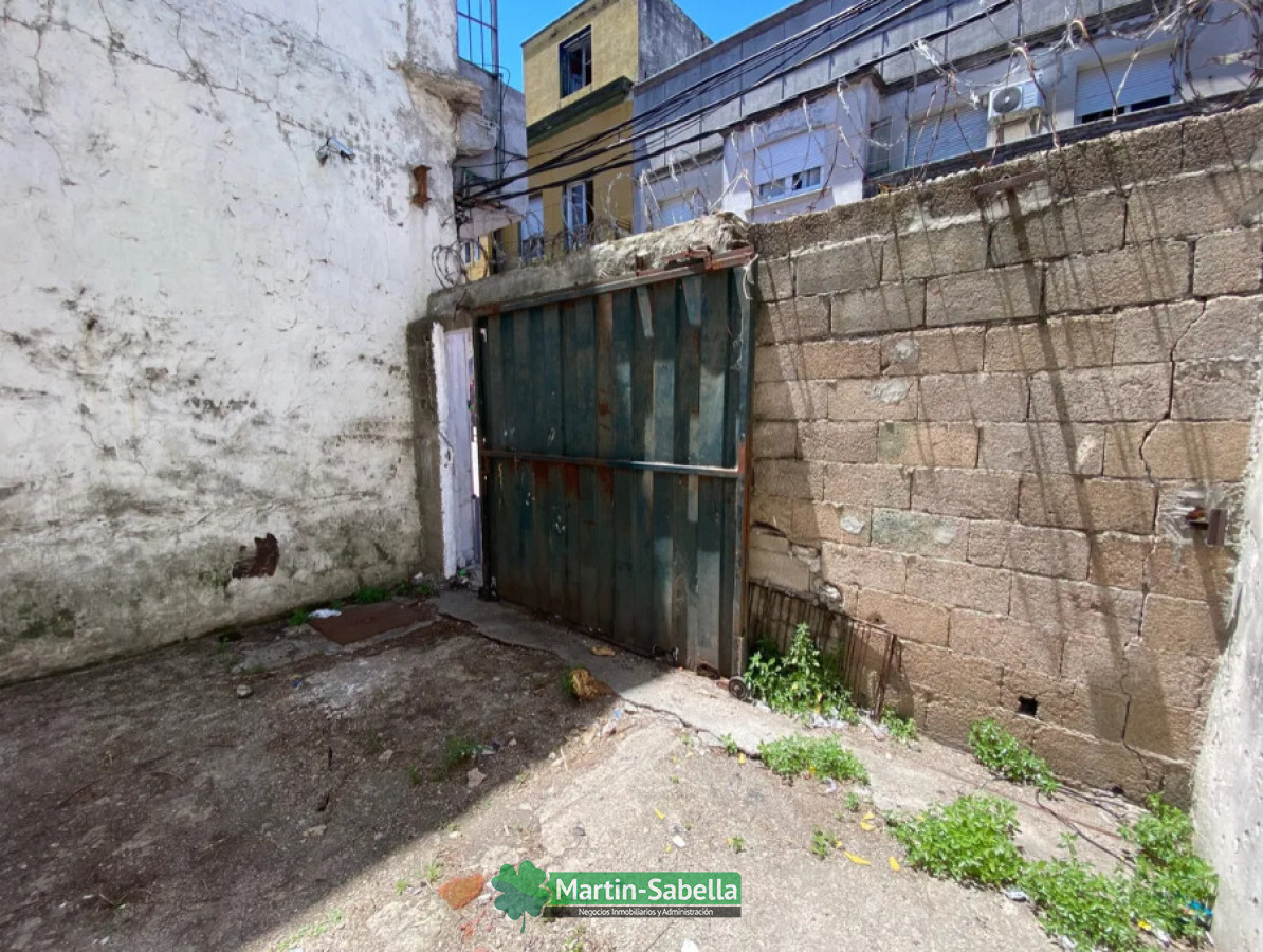 Local Comercial ID.402/Local-en-alquiler--Ciudad-Vieja- - Local en alquiler - Ciudad Vieja 