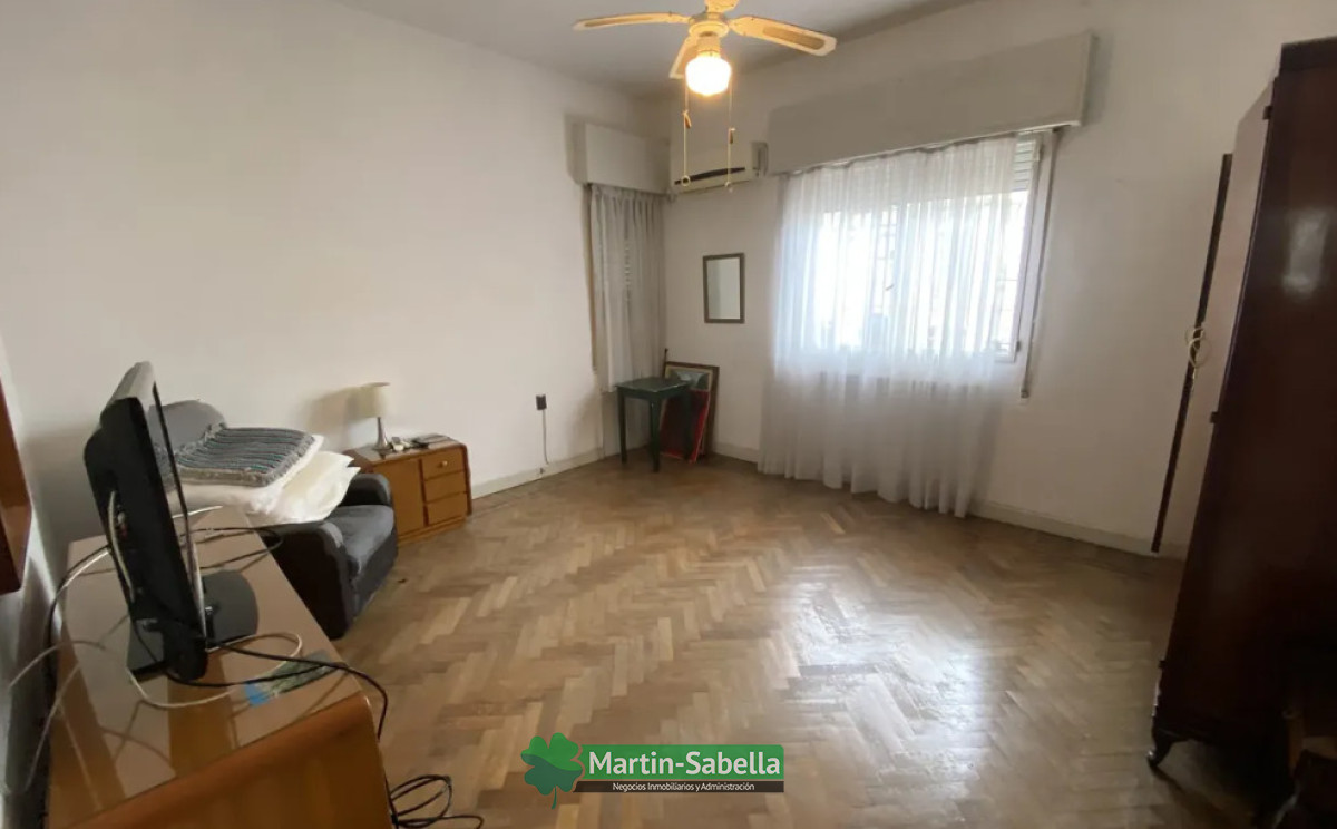 Local Comercial ID.483/Local-en-Alquiler--Pocitos- - Local en Alquiler - Pocitos 