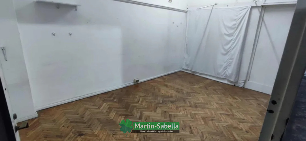 Local Comercial ID.132/Local-en-alquiler--Centro- - Local en alquiler - Centro 
