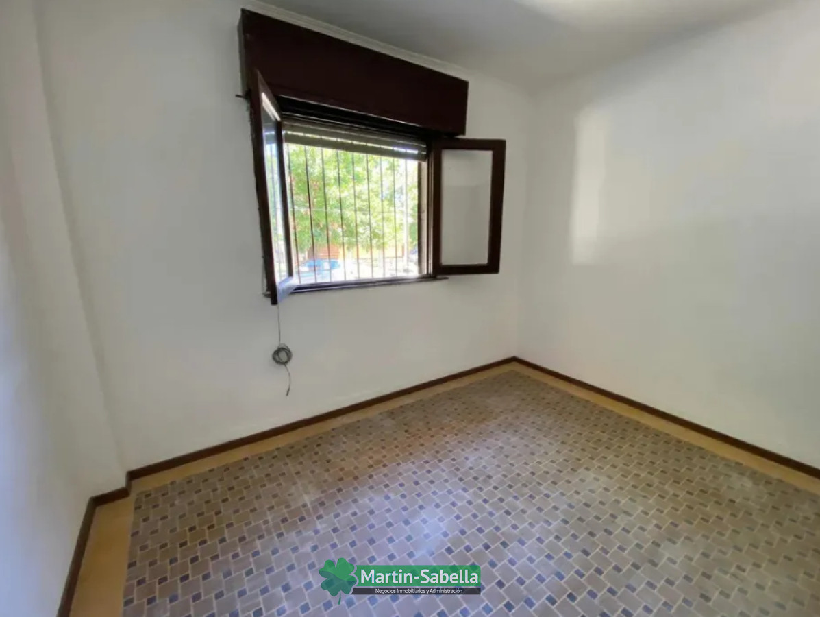 Local Comercial ID.167/Local-en-alquiler--Parque-Batlle- - Local en alquiler - Parque Batlle 