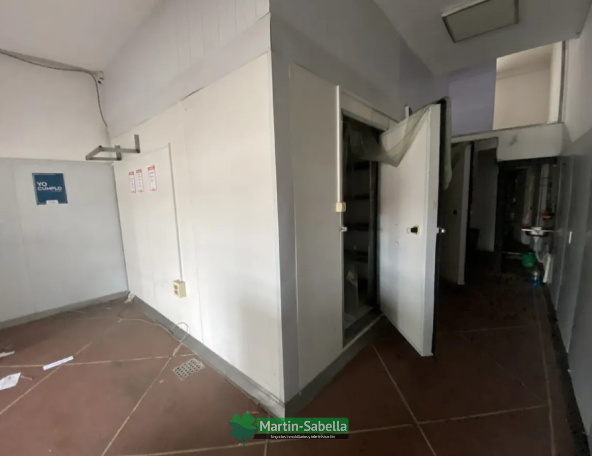 Local Comercial ID.523/Local-en-Alquiler--Brazo-Oriental- - Local en Alquiler - Brazo Oriental 