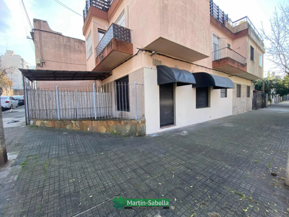 Local Comercial ID.167/Local-en-alquiler--Parque-Batlle- - Local en alquiler - Parque Batlle 