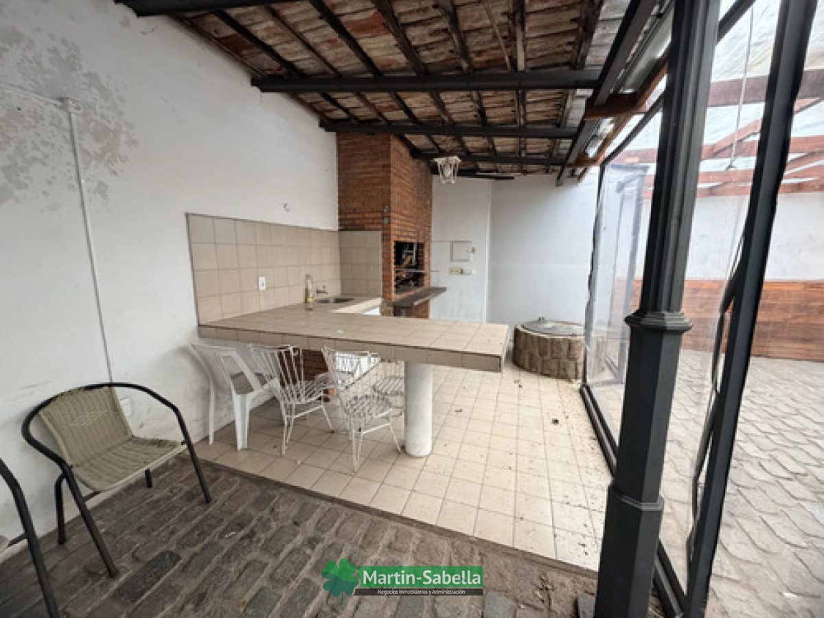 Local Comercial ID.683/Locales-en-alquiler-La-Comercial- - Locales en alquiler La Comercial 