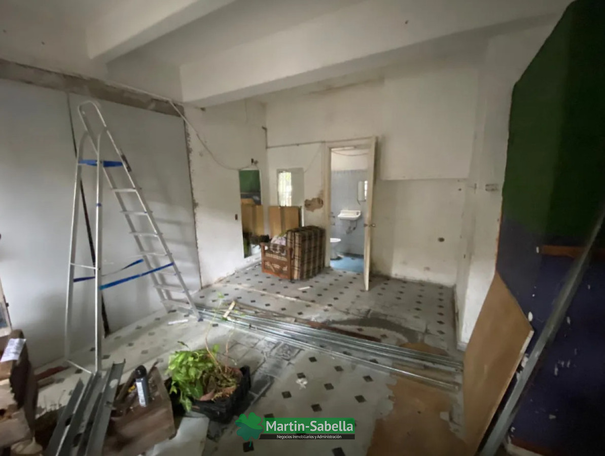 Local Comercial ID.439/Local-en-alquiler--Pocitos- - Local en alquiler - Pocitos 