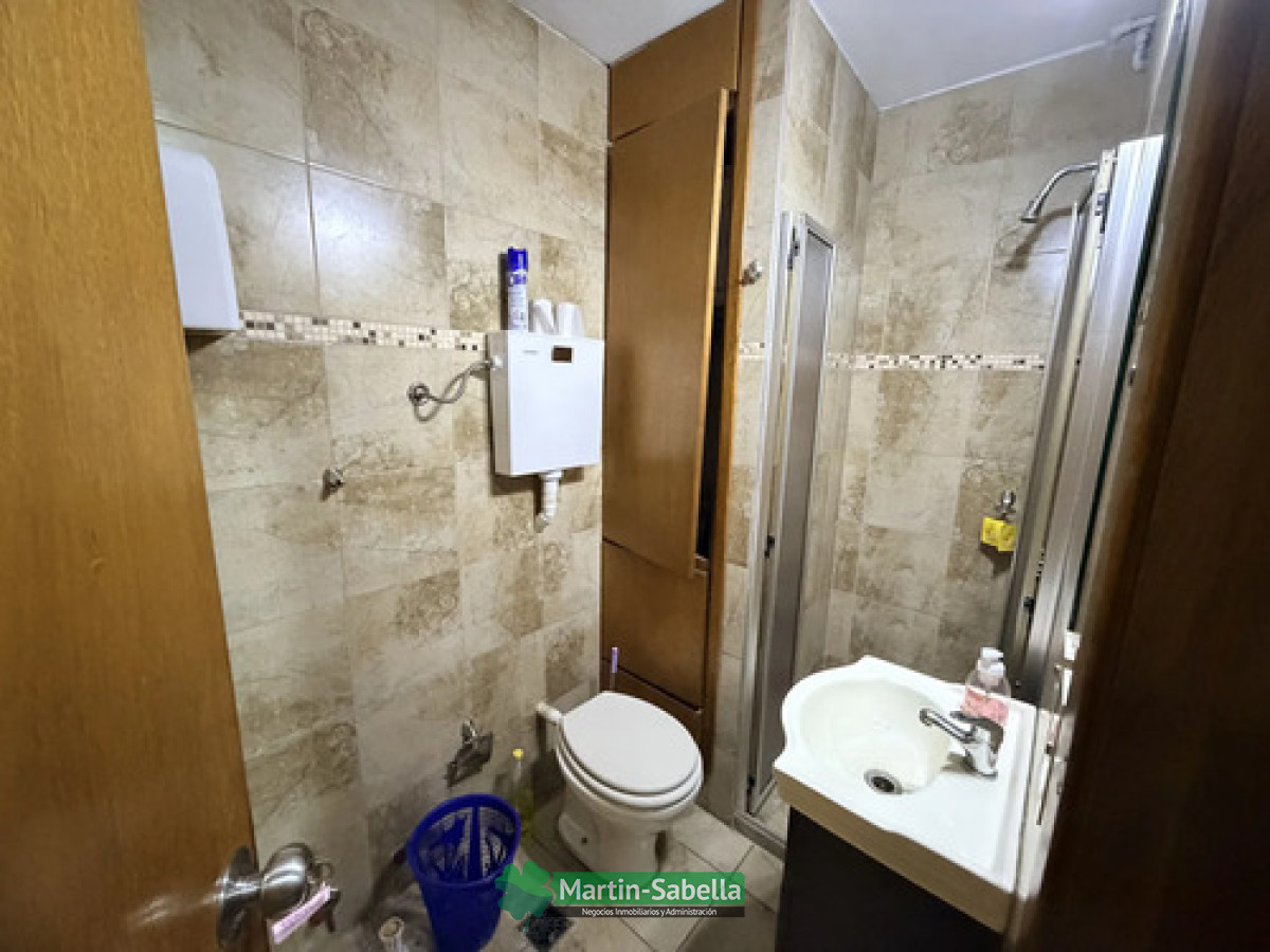 Local Comercial ID.683/Locales-en-alquiler-La-Comercial- - Locales en alquiler La Comercial 