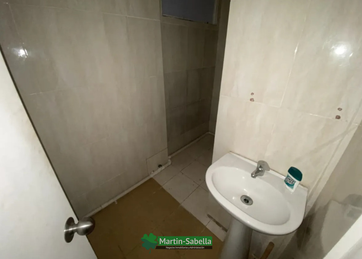 Local Comercial ID.524/Local-en-Alquiler--Jacinto-Vera- - Local en Alquiler - Jacinto Vera 