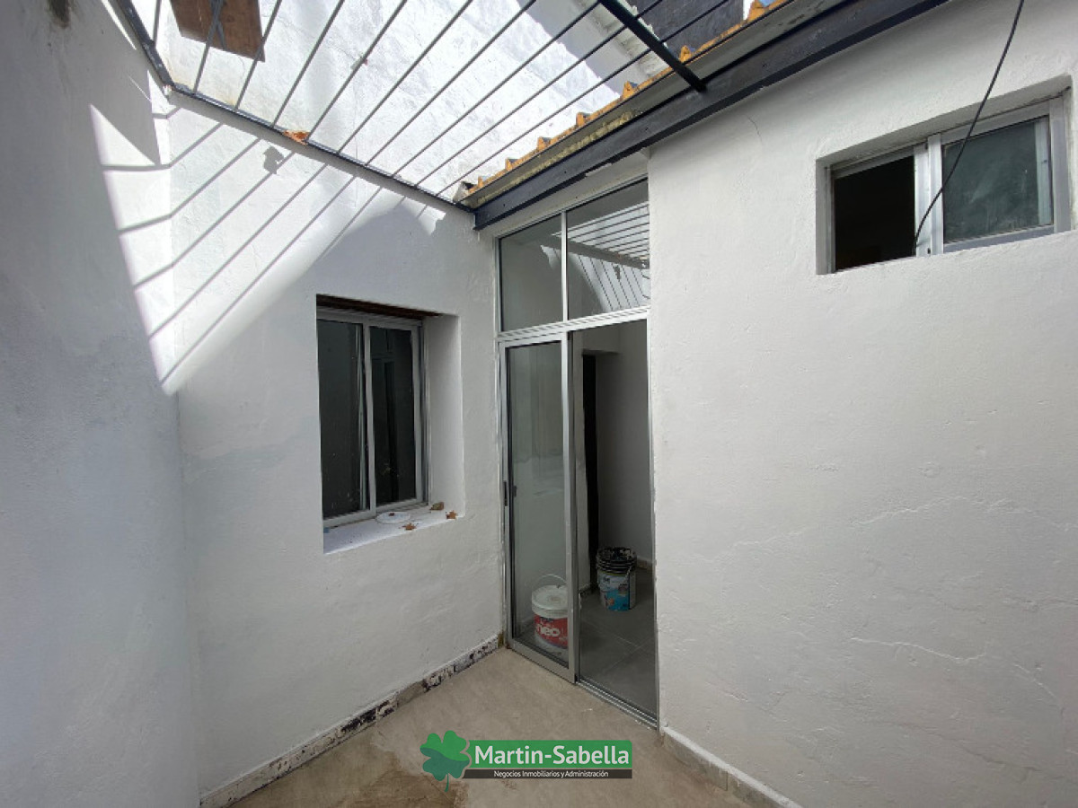 Local Comercial ID.393/Local-en-alquiler--Aguada- - Local en alquiler - Aguada 