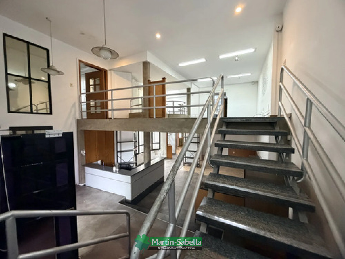 Local Comercial ID.683/Locales-en-alquiler-La-Comercial- - Locales en alquiler La Comercial 