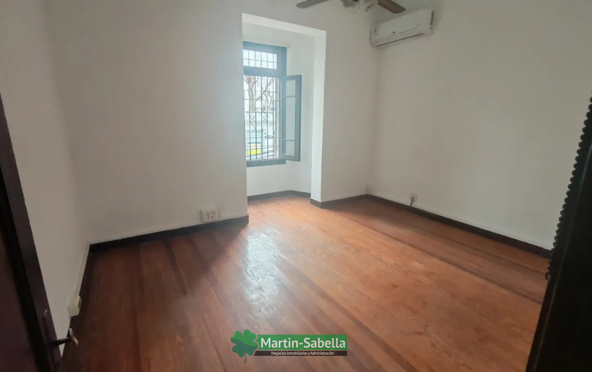 Local Comercial ID.567/Local-en-Alquiler--Pocitos- - Local en Alquiler - Pocitos 