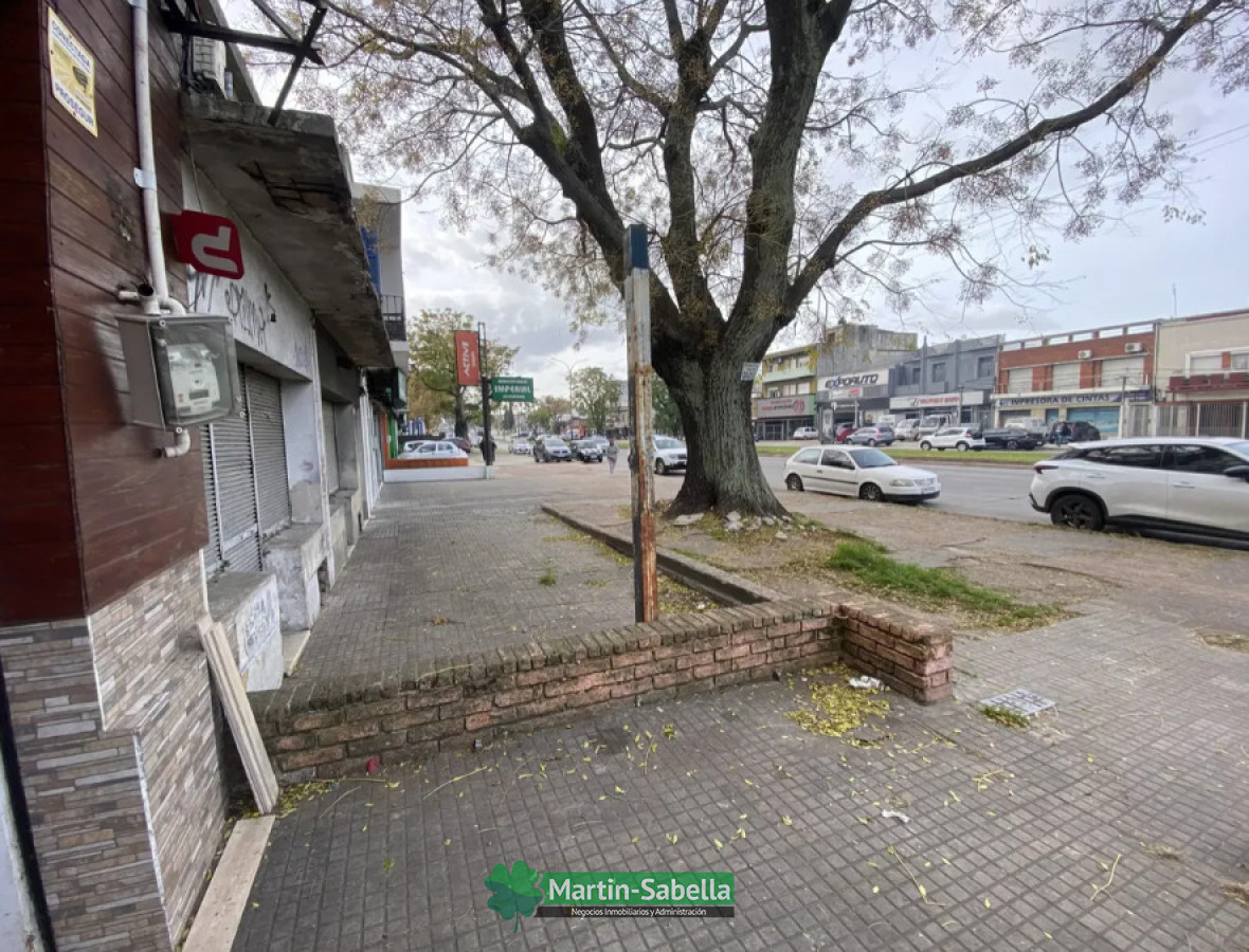 Local Comercial ID.525/Local-en-Alquiler--Pérez-Castellanos- - Local en Alquiler - Pérez Castellanos 