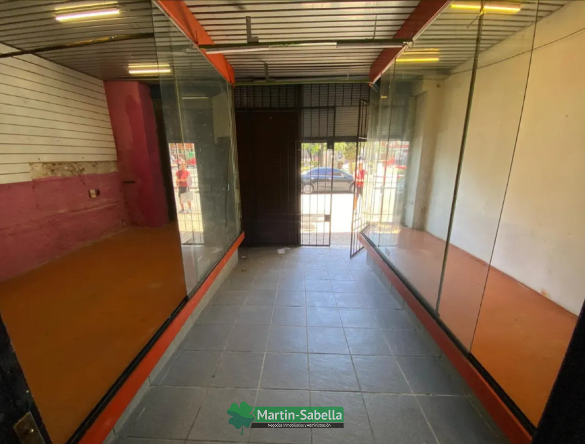 Local Comercial ID.477/Local-en-Alquiler--Aguada- - Local en Alquiler - Aguada 