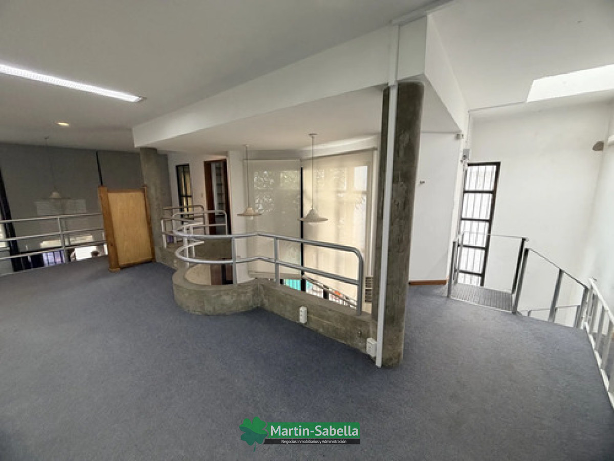 Local Comercial ID.683/Locales-en-alquiler-La-Comercial- - Locales en alquiler La Comercial 