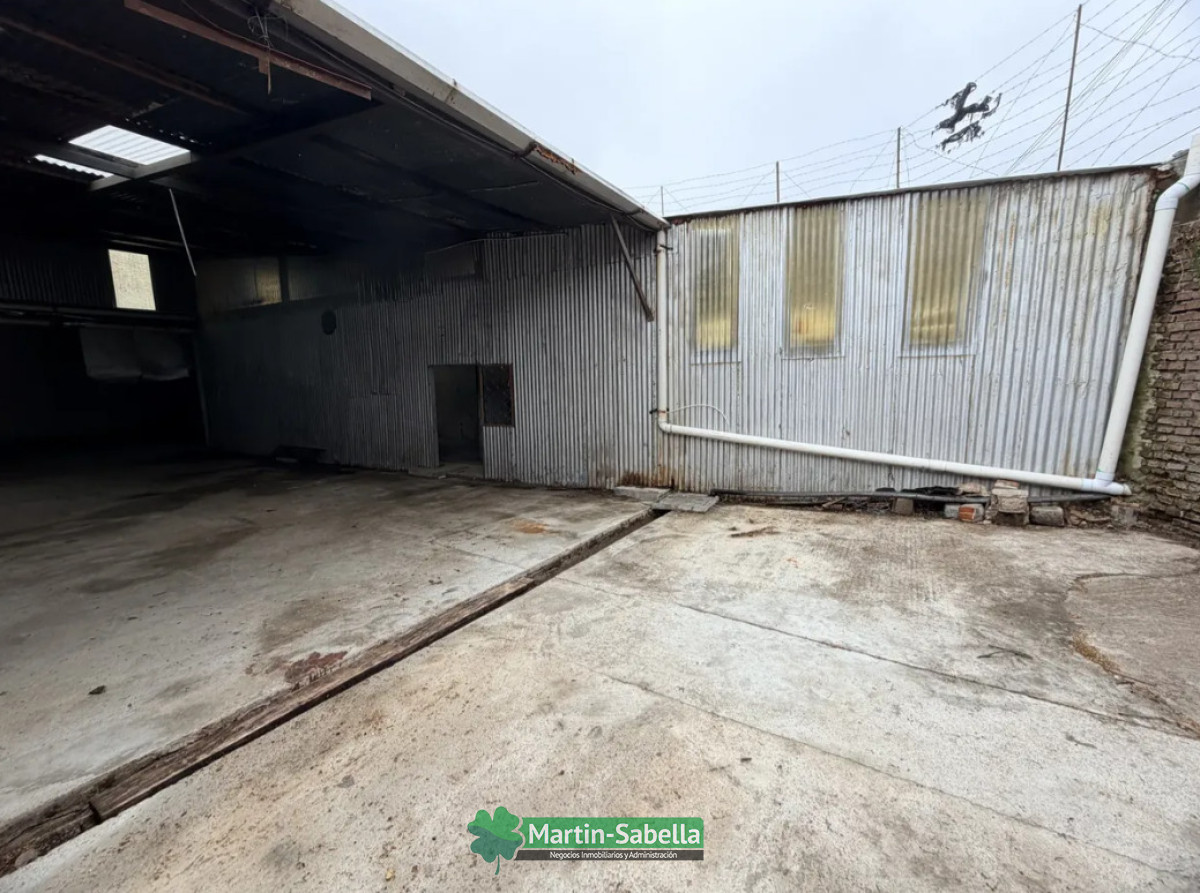 Local Comercial ID.622/Locales-en-alquiler-La-Comercial- - Locales en alquiler La Comercial 