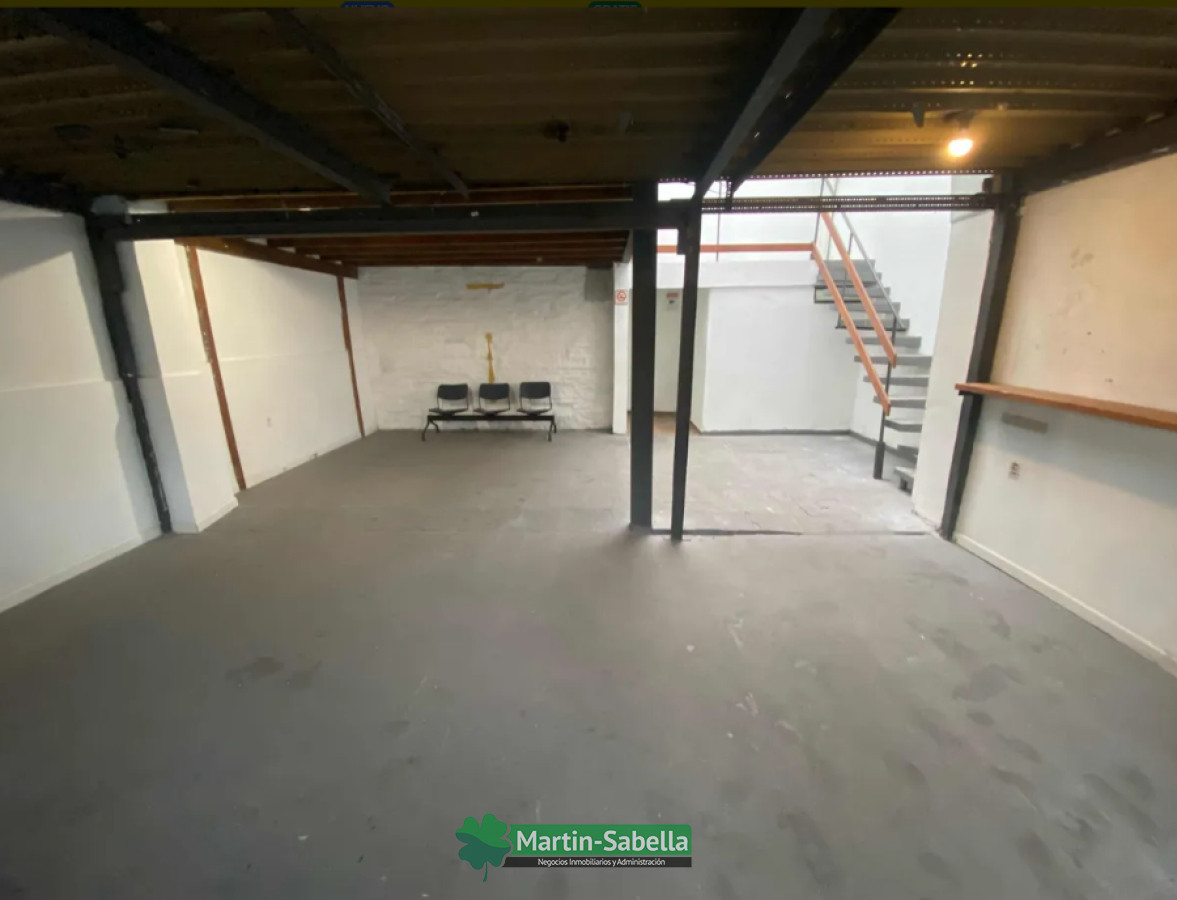 Local Comercial ID.170/Local-en-alquiler--Tres-Cruces- - Local en alquiler - Tres Cruces 