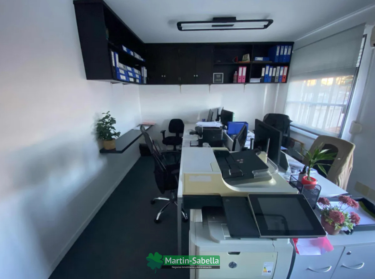 Local Comercial ID.137/Local-en-alquiler--La-Comercial- - Local en alquiler - La Comercial 