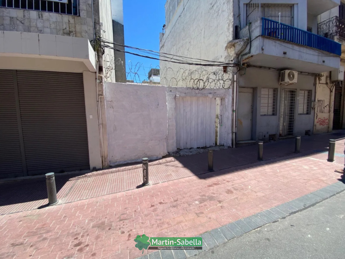 Local Comercial ID.402/Local-en-alquiler--Ciudad-Vieja- - Local en alquiler - Ciudad Vieja 