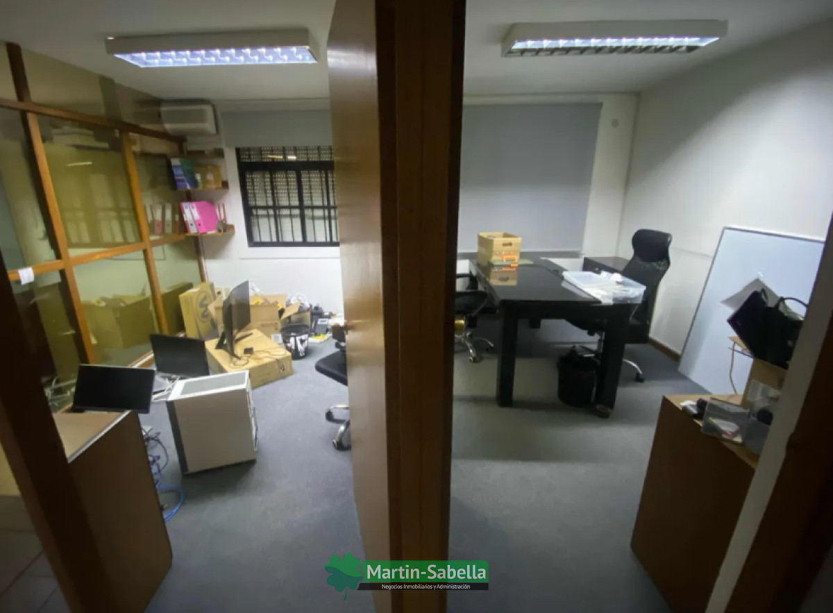 Local Comercial ID.137/Local-en-alquiler--La-Comercial- - Local en alquiler - La Comercial 